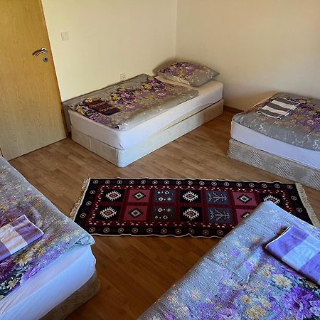 Gornji LukomirKod Kapetana Tea住宿加早餐旅馆 外观 照片