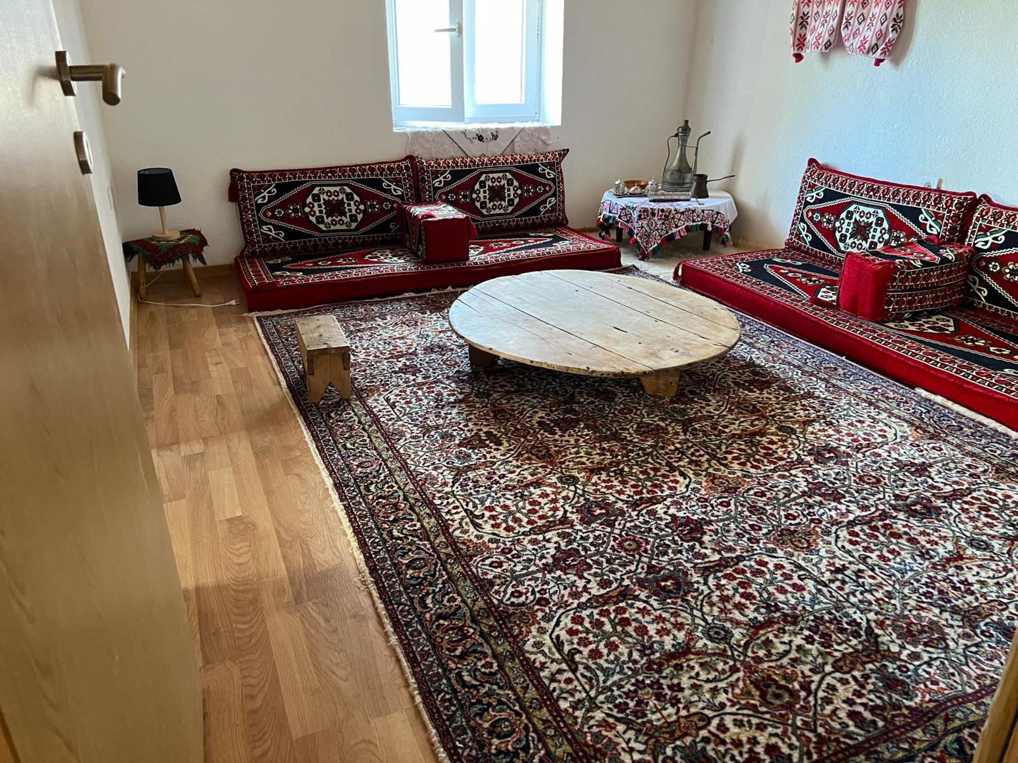 Gornji LukomirKod Kapetana Tea住宿加早餐旅馆 外观 照片