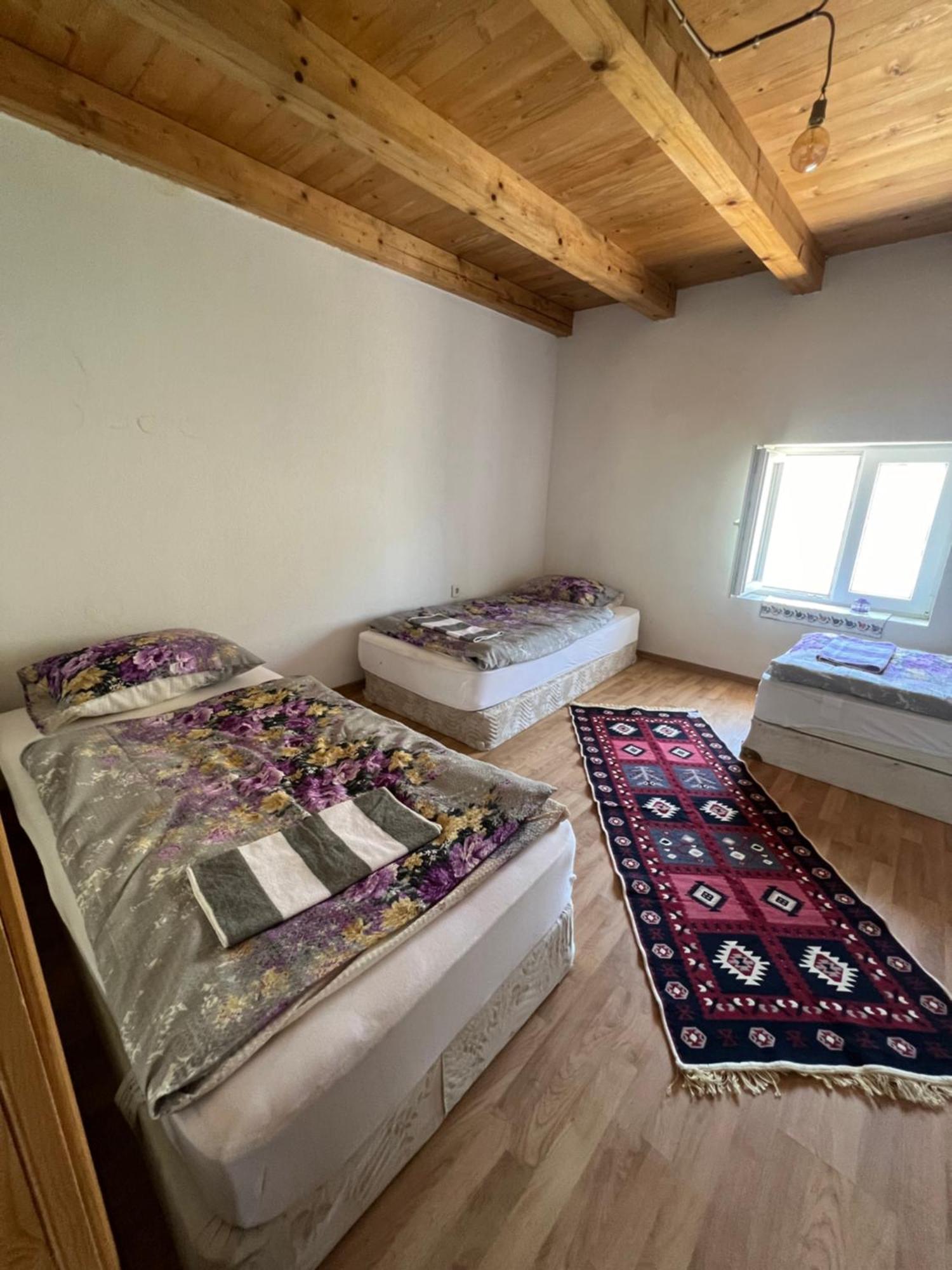 Gornji LukomirKod Kapetana Tea住宿加早餐旅馆 外观 照片