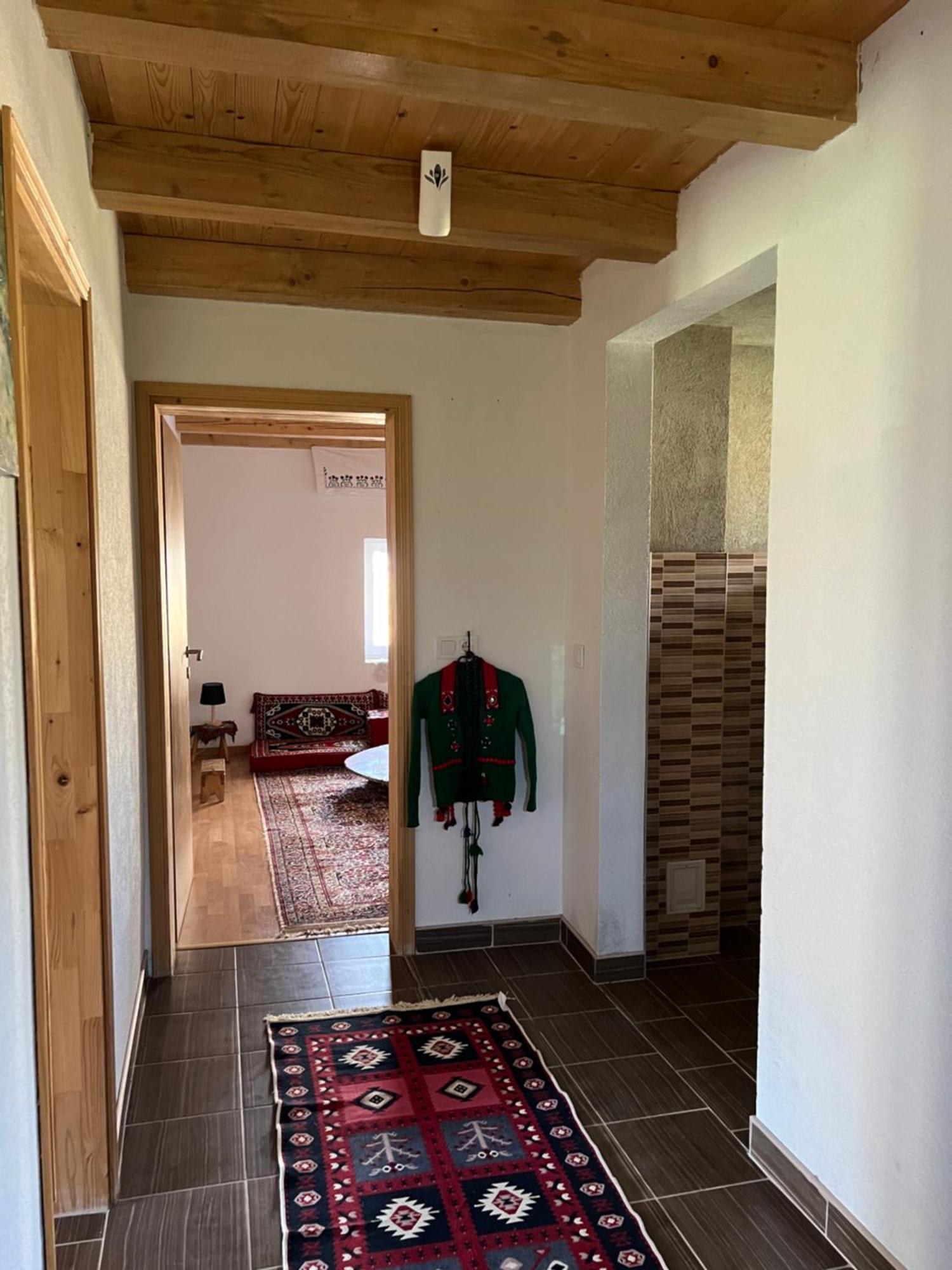 Gornji LukomirKod Kapetana Tea住宿加早餐旅馆 外观 照片
